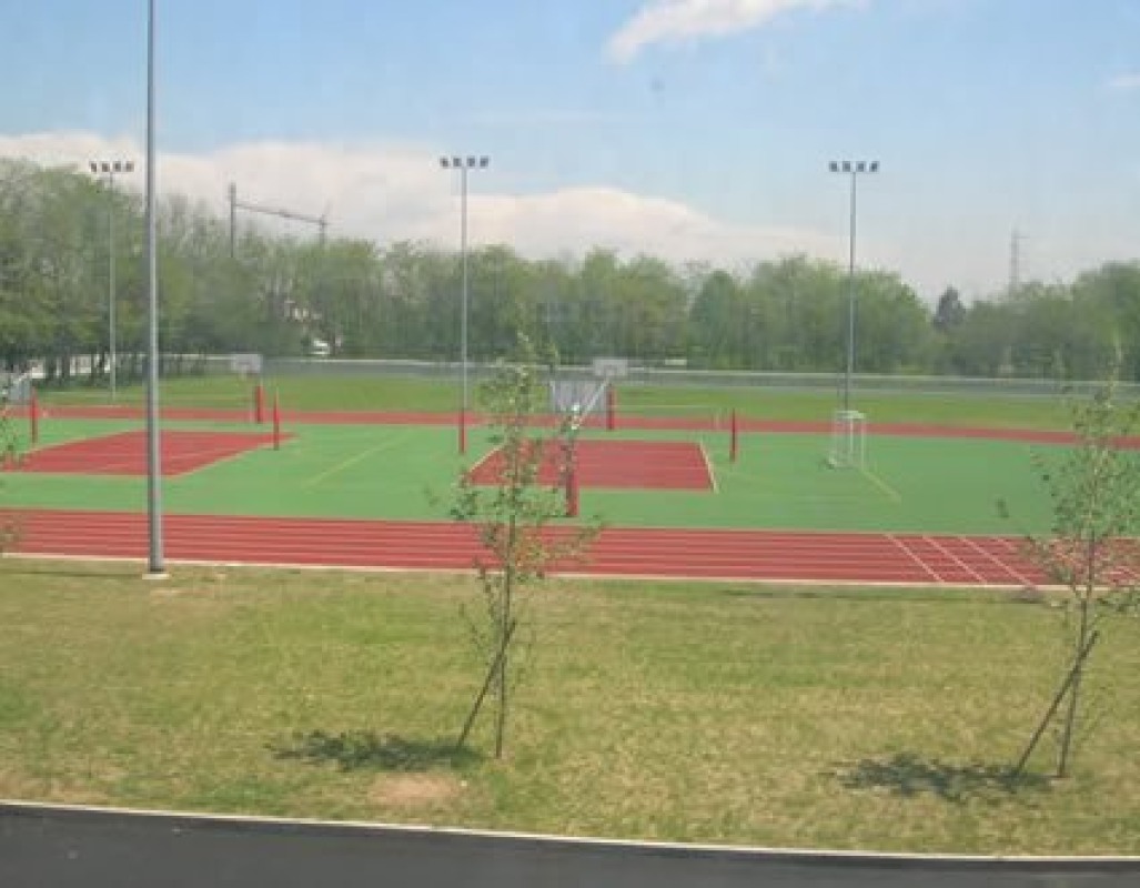 11Campi sportivi esterni